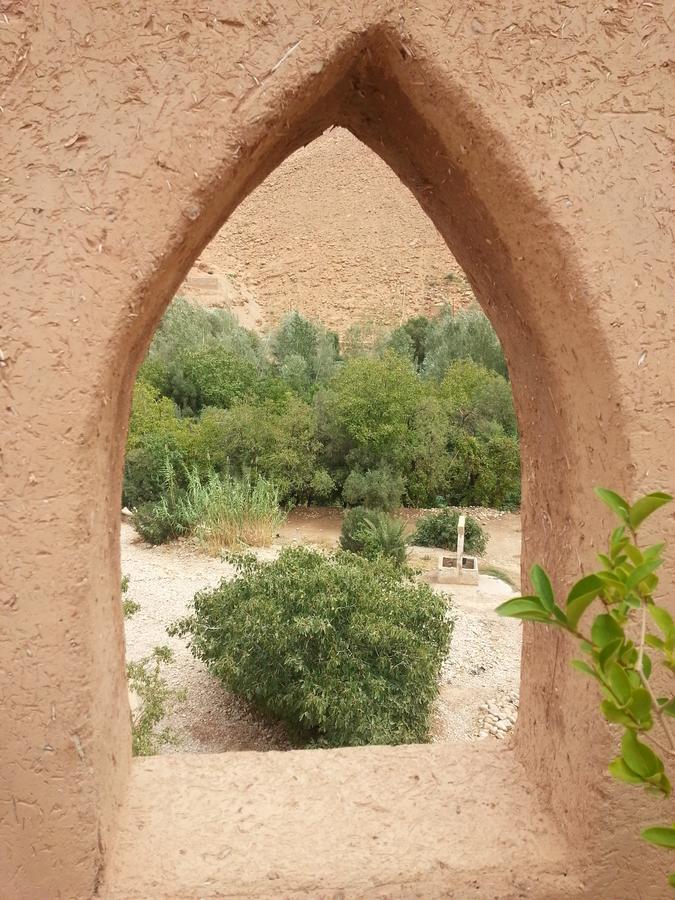 Les 4 Saisons Du Dades Bed & Breakfast Aït Idaïr Dış mekan fotoğraf